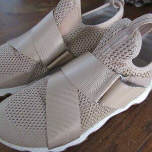 Sorel Sneakers Women's 7 Blush Tan Kinetic Mesh Cross Strap Hook & Loop Athletic